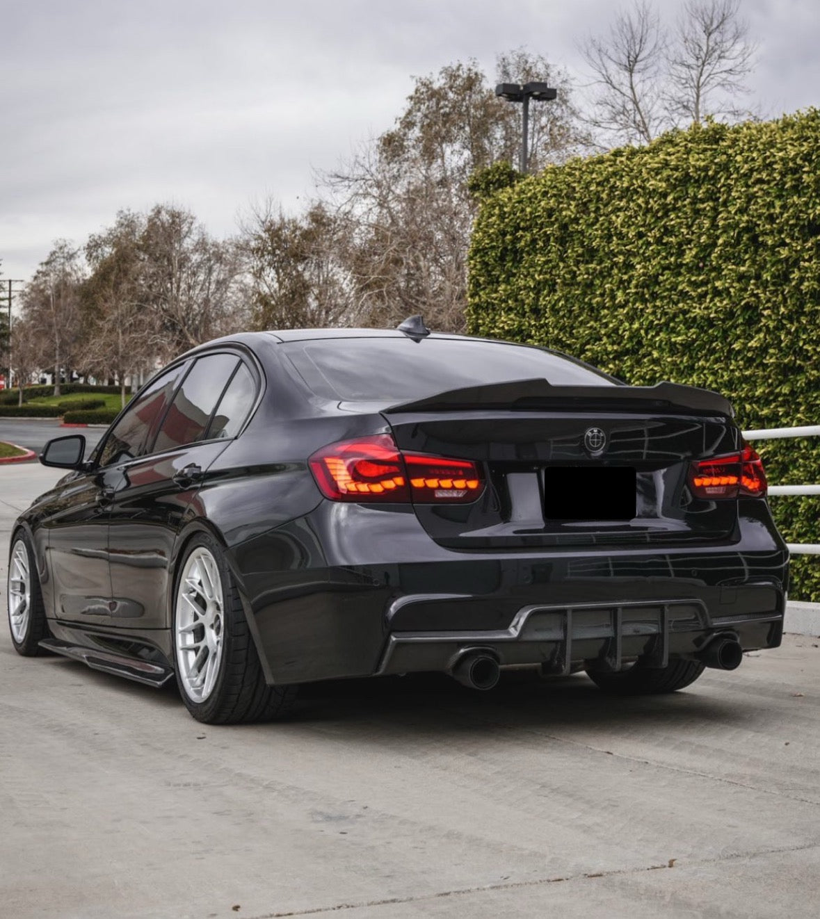 F30 Sedan Carbon Fiber AA Style Rear Diffuser