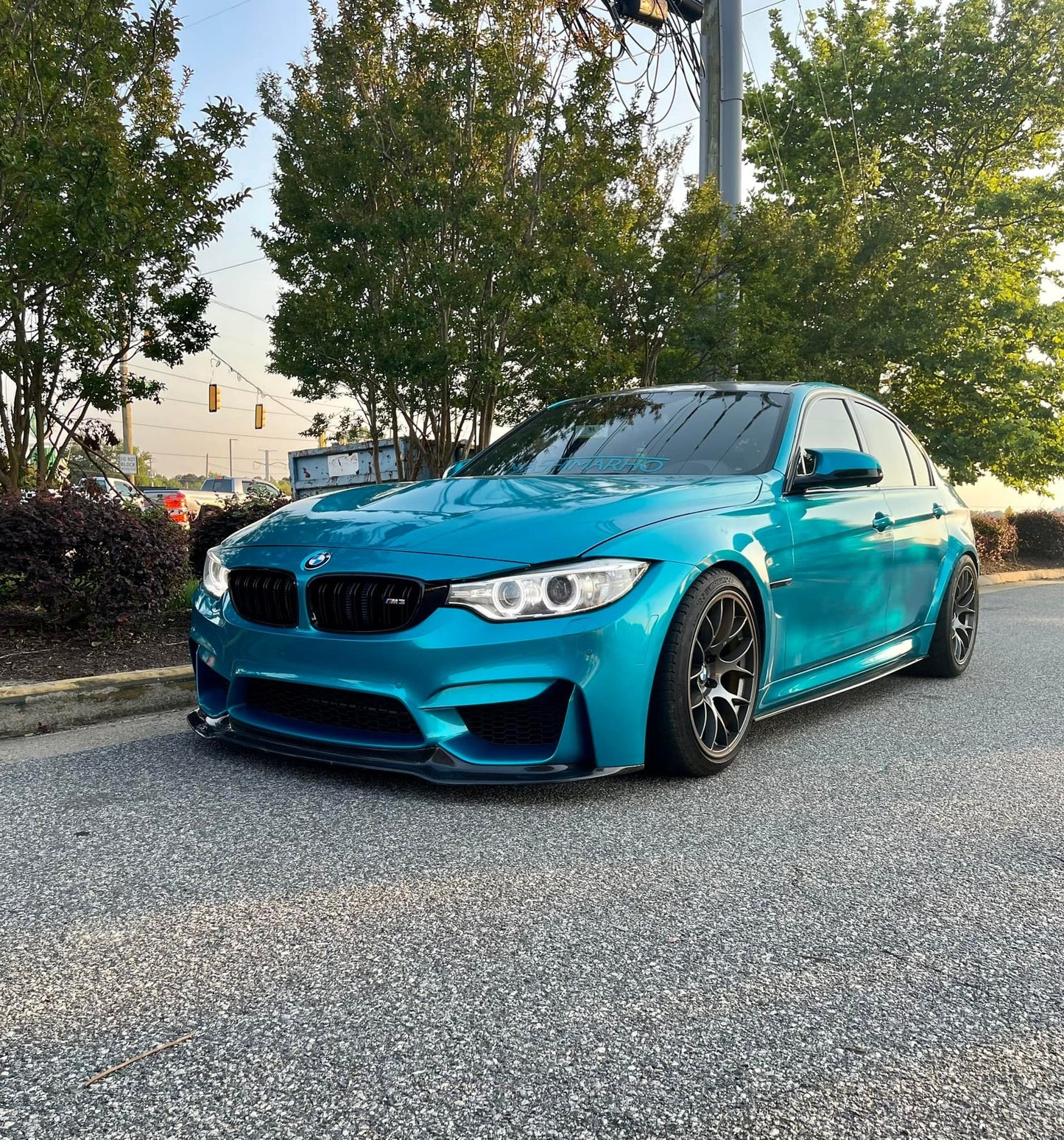 F80 M3 Carbon Fiber MP Style Side Skirt Extensions