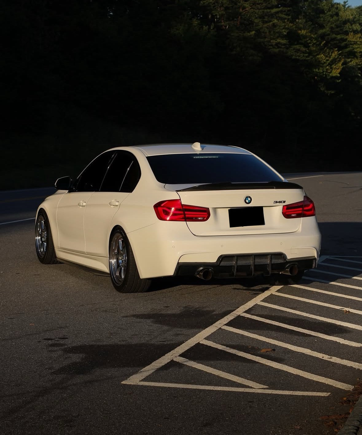 F30 Sedan Carbon Fiber AA Style Rear Diffuser